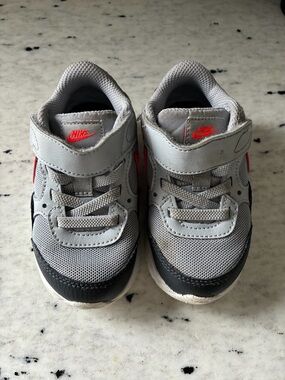 6C Nike Sneakers with Velcro strap Gray Orange & Black